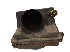 1999-2002 Chevrolet Silverado 1500 Air Filter Housing 5.3L Used 25873812