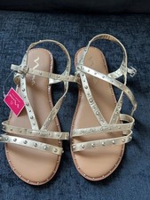 Nina Women's Size 6 metallic stud embellishments. Strappy Sandals