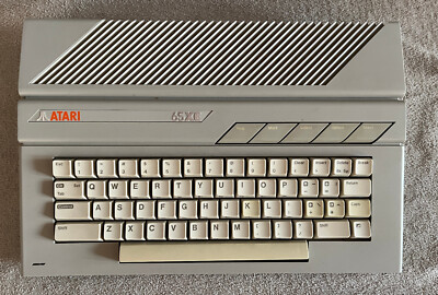 Atari 65XE 130XE in BOX. 128KB