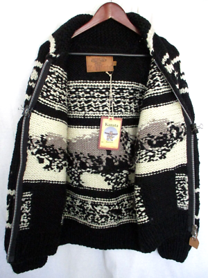 Cowichan Kanata Mens Sweater Size 44 Large Black & White Buffalo