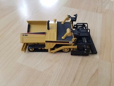 Caterpillar Cat AP 1050 Asphaltfertiger Fertiger Teermaschine  NZG 1:50