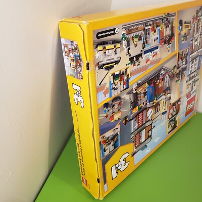 LEGO CREATOR: Townhouse Pet Shop & Café (31097) for sale online | eBay