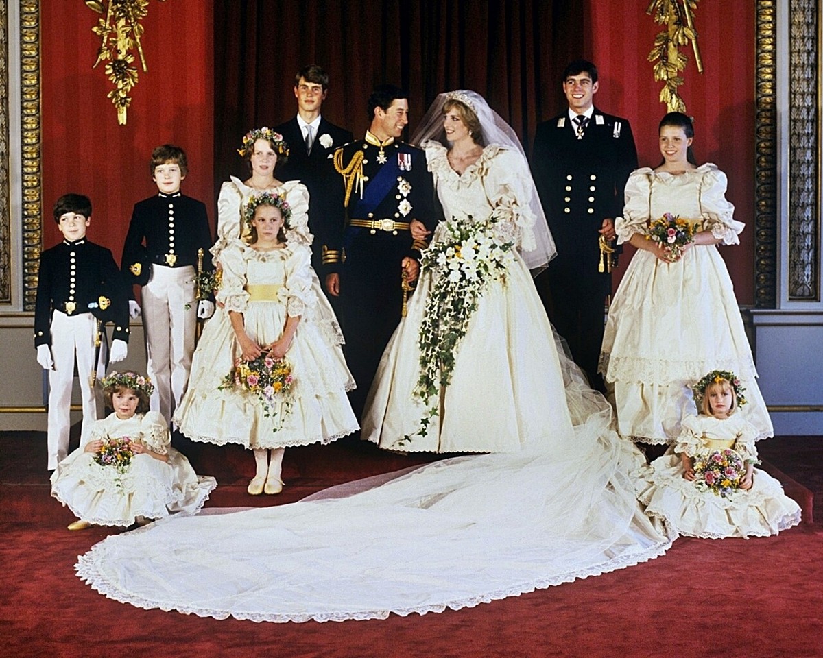 New 8x10 Photo: Wedding of Prince Charles of Great Britain Lady