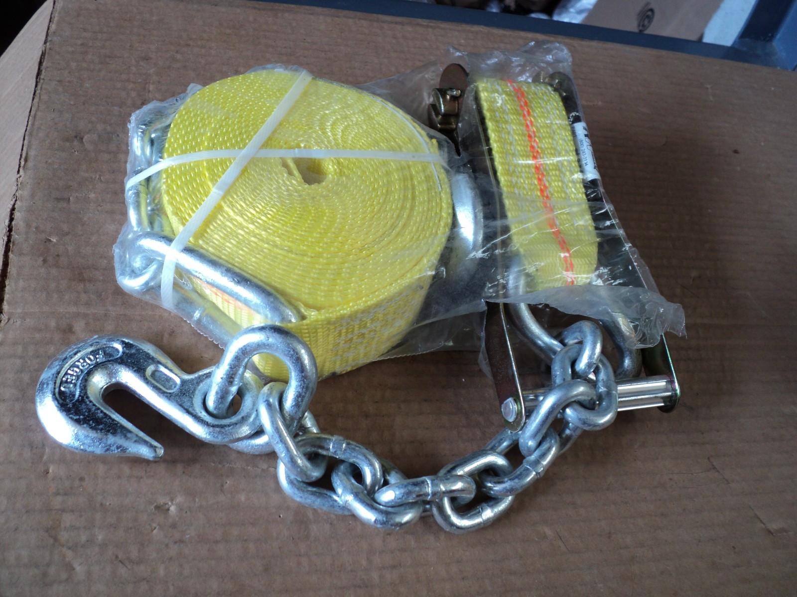 LIFT-ALL 61013 Cargo Strap, Ratchet, 27 ft x 2 In, 3330 lb CAPACITY , YELLOW