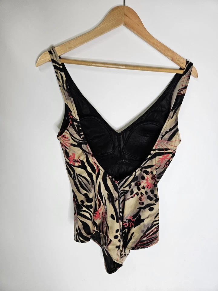 Traje de baño Profile by Gottex 'Sahara' cuello en V de una pieza talla 6 arena Foto 2 de 4