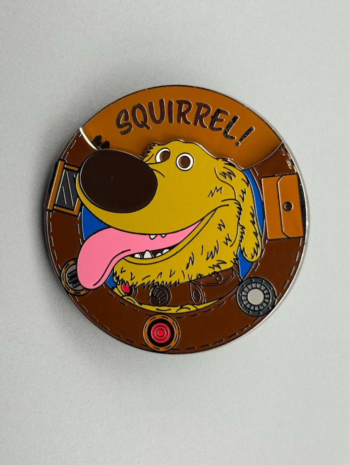 DISNEY TRADING PIN * DUG * SPINNER * DOG FROM UP * SQUIRREL!