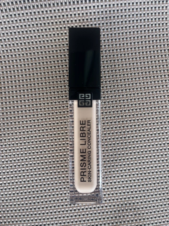 Corretivo cremoso Givenchy Prisme Libre para cuidar da pele 24H - N250 - Tamanho completo - Novo - Imagem 3 de 4
