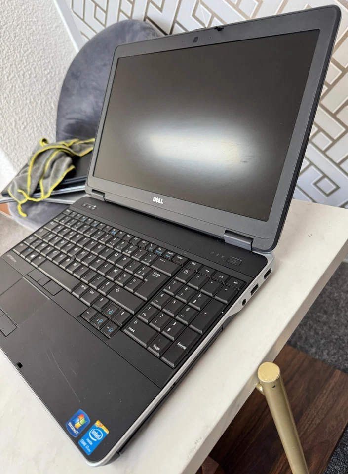 Pc Portable Dell Latitude E6540 I7 4 eme gén avec 8 Gb am 1000 Hdd En bon état - Bild 4 von 4