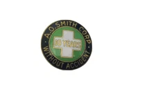 AO Smith Employee Lapel Pin Button 10 Year Safety Award Vintage Small Screw Back