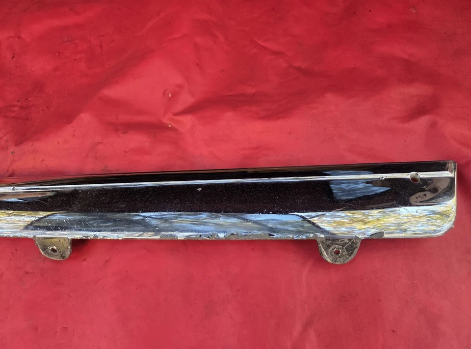 67 SS CHEVY II NOVA 1966 cuarto trasero molduras GM 9707100 / 9707101 Foto 4 de 4