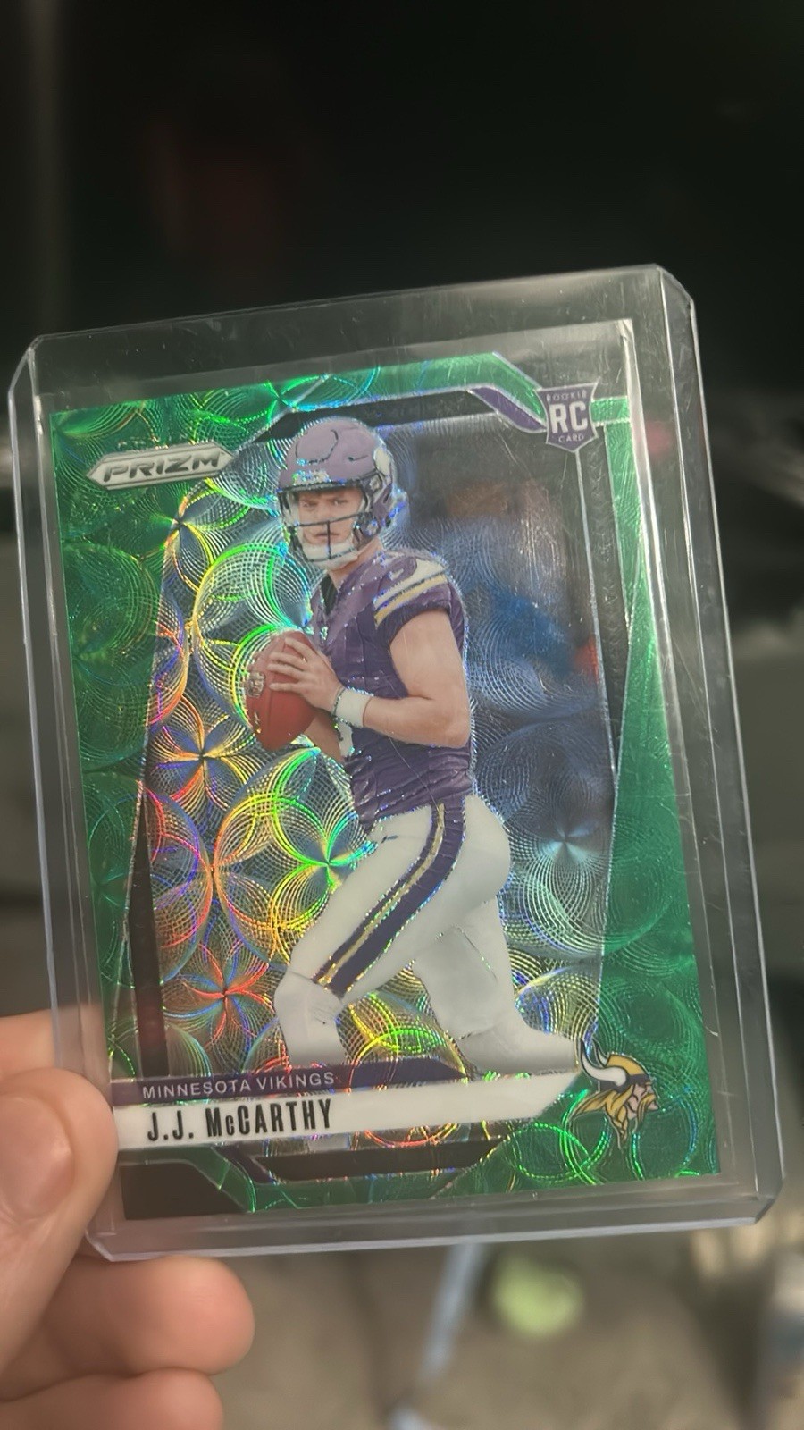 2024 Panini Prizm - Rookies J.J. McCarthy #400 Green Scope Prizm /75 (RC)