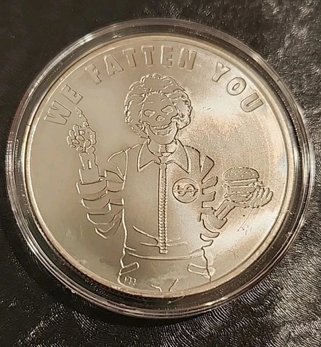 1 OZ .999 PURE SILVER SHIELD WE FATTEN YOU BU ROUND COIN BULLION POP SERIES RARE