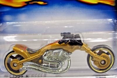 HOT WHEELS 2003 MAINLINE SERIES BLAST LANE #136