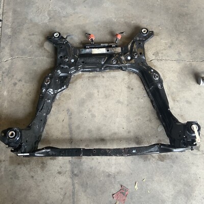 32246765 11-18 Volvo S60 T5 FRONT SUBFRAME CROSSMEMBER SUSPENSION FRAME ENGINE ...