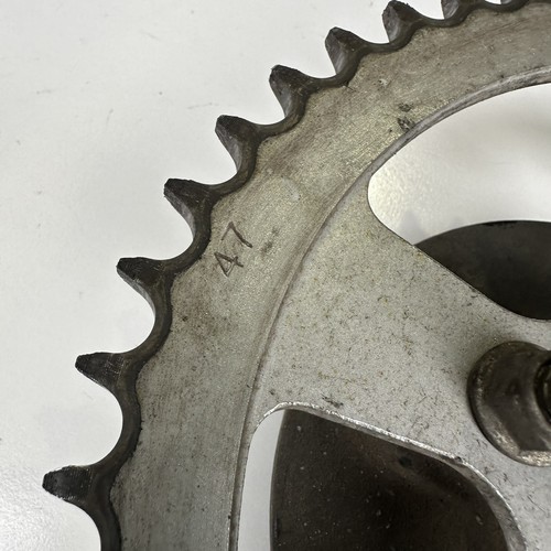Suzuki DL250 Vstrom 2019 Rear chain sprocket carrier (47T-520) 64511-21K00 - Picture 2 of 6