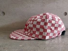 Casquette de camp logo boîte à damier suprême   rouge blanc