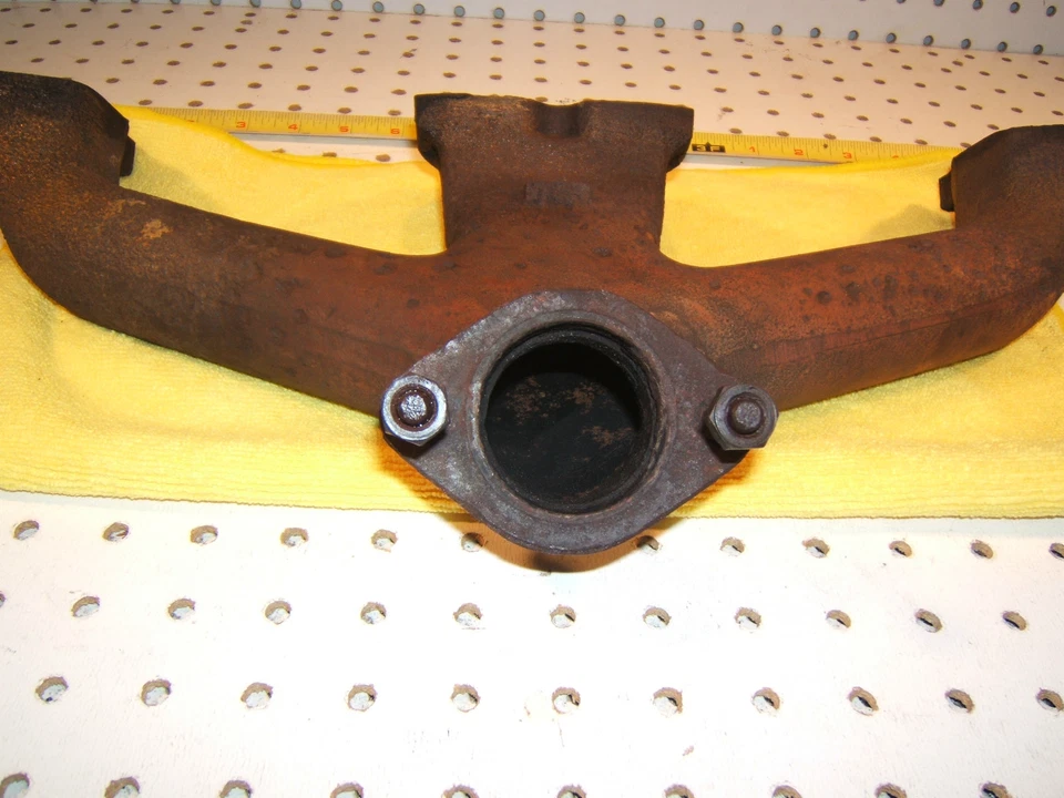 Volvo 1964 122S 4 cilindros motor Volvo escape puerto único OE 1 colector, 418405 K, T2 Foto 4 de 4