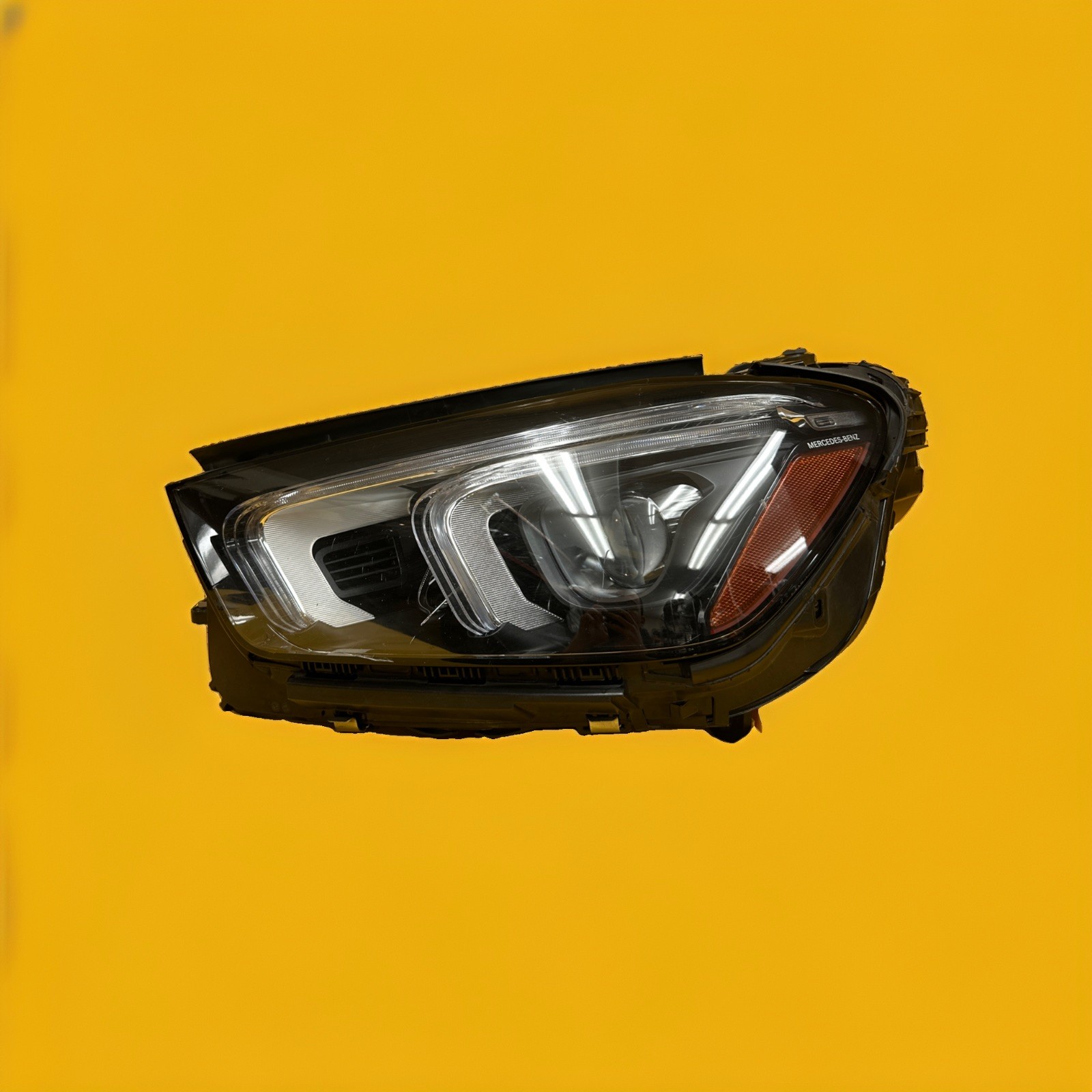 Mercedes Benz GLE GLE450 GLE350 LED Left Headlight  2020-2023 (152 SH3)