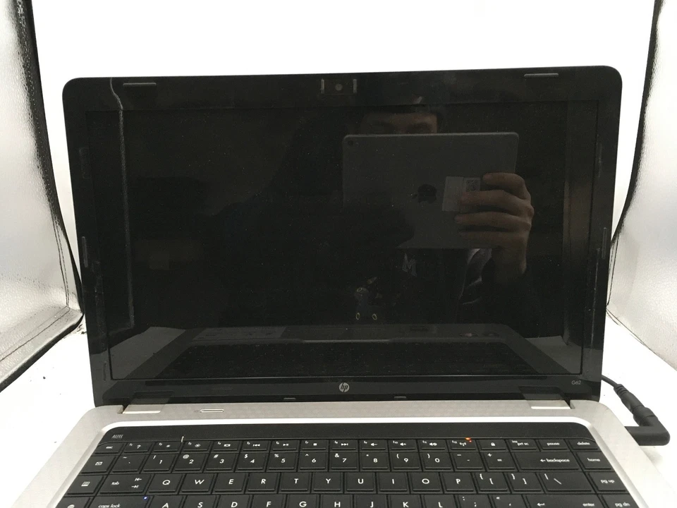 HP G62-367DX NOTEBOOK - FOR PARTS - AMD PHENOM II - 4GB RAM - READ DESCRIP - BB - Image 2 of 4