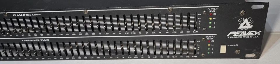 Peavey Q231F Stereo Graphic Equalizer 2 Channel 32 Band With FLS - Image 3 of 4