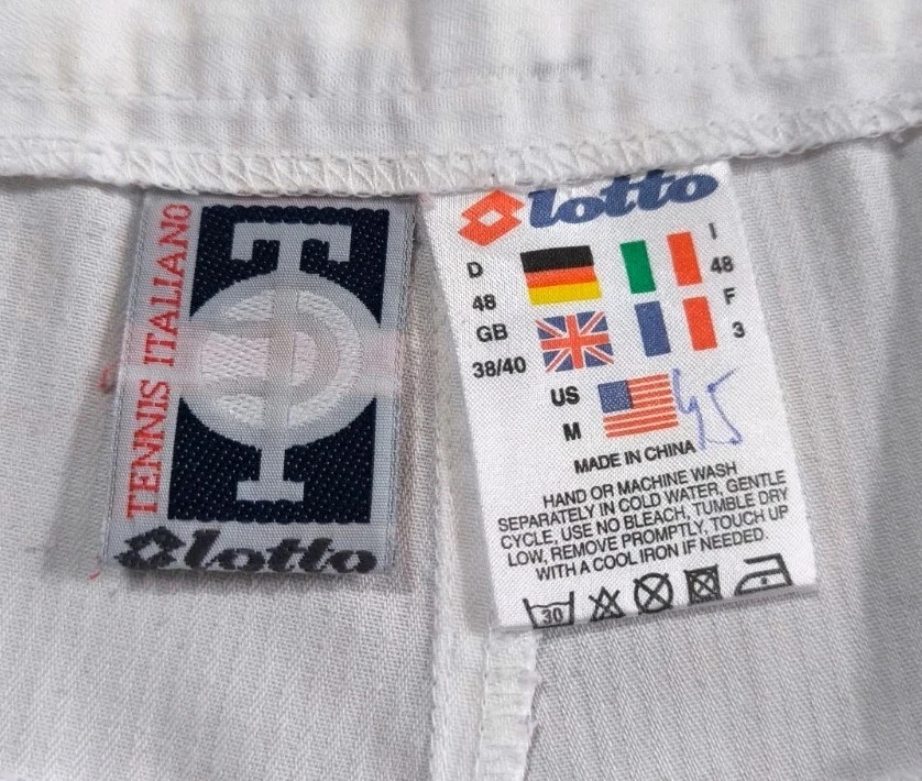 Vintage 90's  Lotto Becker  tennis Italiano  shorts  Size M - Image 2 of 4