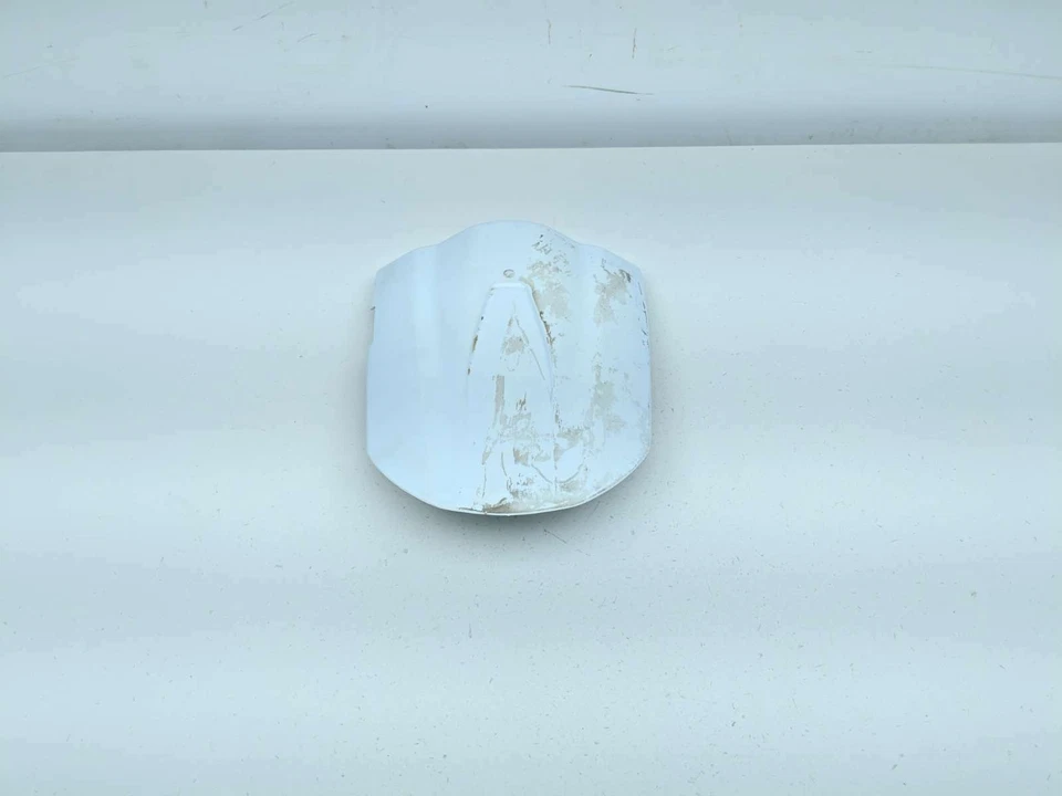 09 Suzuki GSXR 600 750 Rear Passenger Seat Solo Cowl Cover 45551-37H - Image 4 of 4