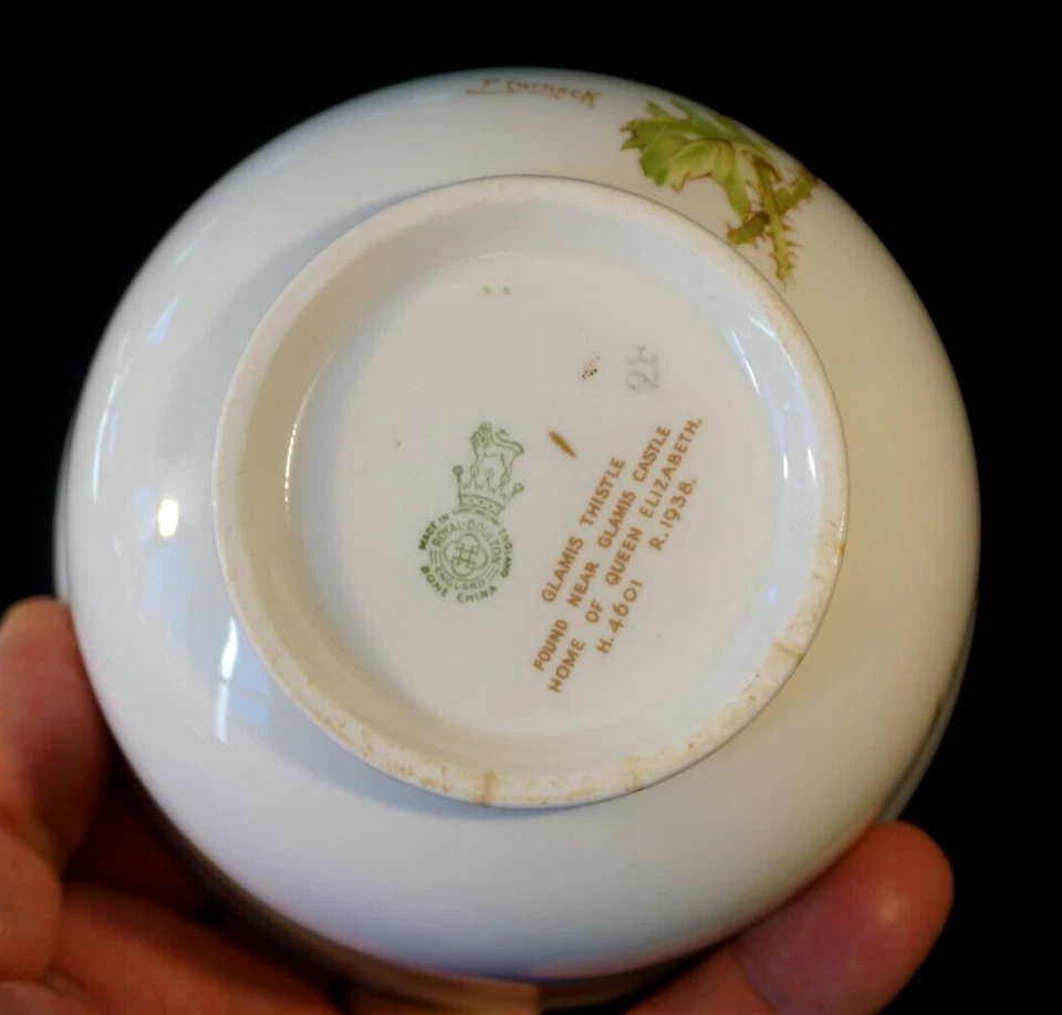 Hermoso cuenco de arándano de cardo Royal Doulton Glamis Foto 3 de 3