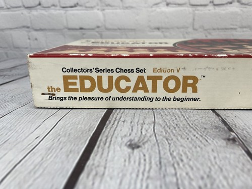 Vintage 1972 Chess Set “The EDUCATOR” Collectors Series Edition V Chess Set HTF - Picture 2 of 8