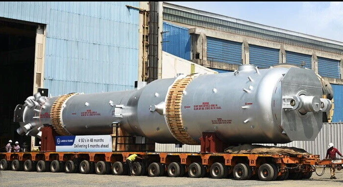 HO - Nuclear Steam Generator Flat Car Load - Image 4 of 4