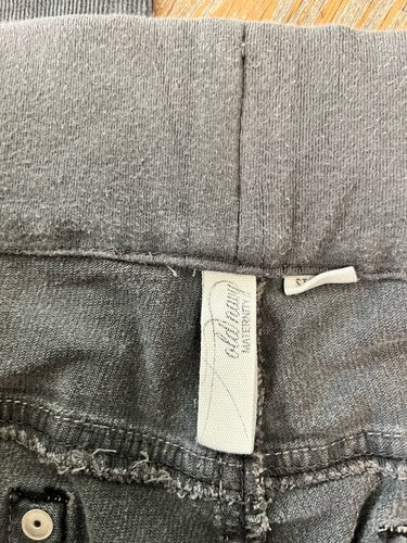 Old Navy Gray Corduroy Maternity Pants XL Stretchy Waist 42” Inseam 31” - Picture 2 of 7