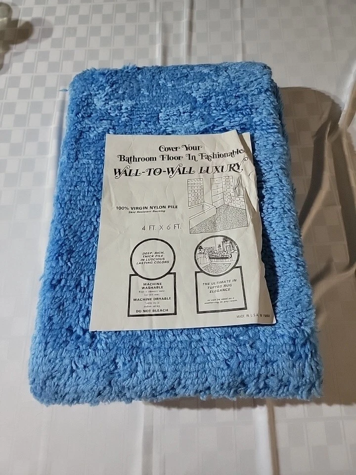 Large Vintage 100% Virgin Nylon Pile Skid Resistant 4x6ft Bathroom Rug Blue USA - Image 2 of 4