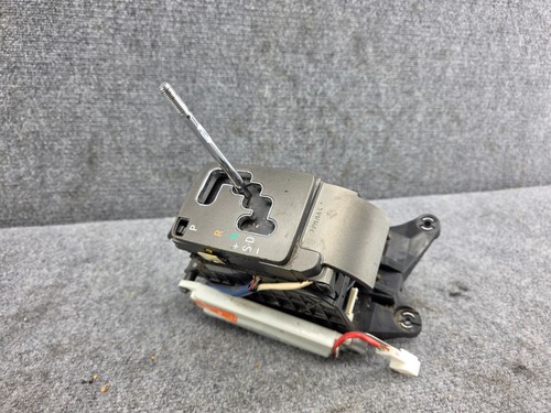 2001-2006 LEXUS LS430 OEM TRANSMISSION GEAR SHIFT FLOOR SHIFTER ASSEMBLY - Picture 2 of 8