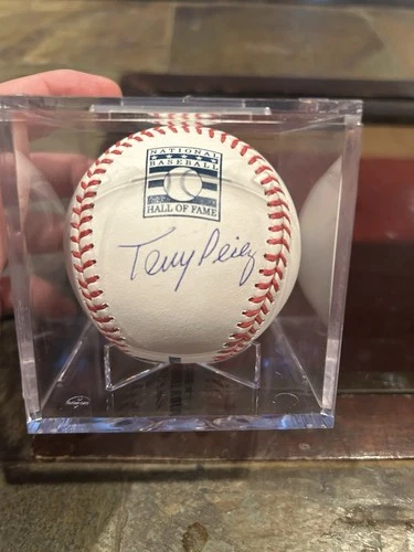 Tony Perez Signed Hall Of Fame Baseball Beckett Cincinnati Reds