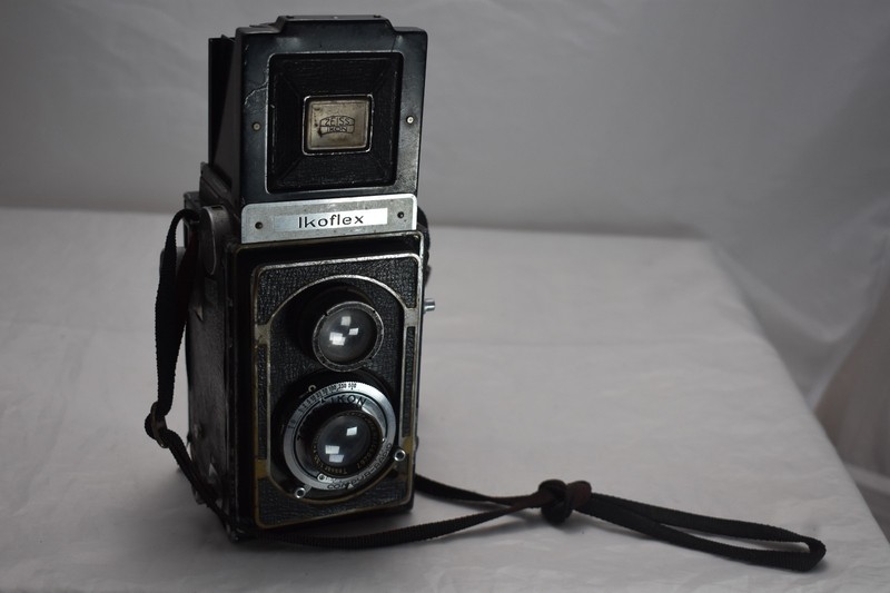 Zeiss Ikon Ikoflex Klio Vintage Camera.  D4 collector enthusiast