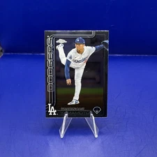 🔥🔥2025 Topps Chrome - Yoshinobu Yamamoto #179 CLEAN💎