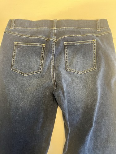 Betabrand Woman’s Large Long Blue Pull on Bootcut Denim Jeans - Picture 3 of 4