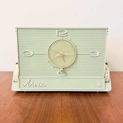 Vintage Arvin 5591 RadiosWeckuhr Grün Oliv Röhrenradio Space Age MCM Design