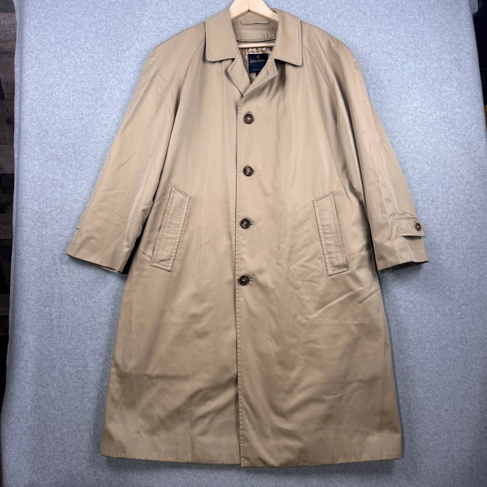 Brooks Brothers Trench Coat Mens 42R Tan Removable Liner Made in USA Overcoat