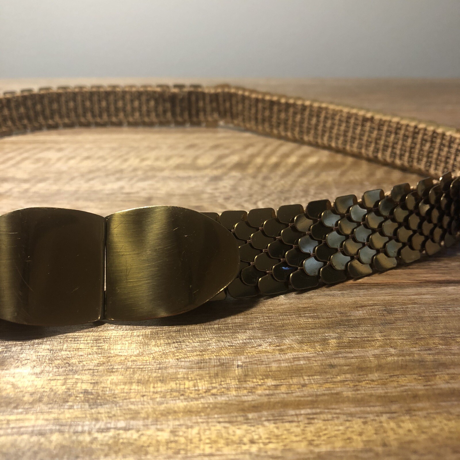 Vintage Stretchy Gold Fish Scale Belt Mod Size Medium Gem