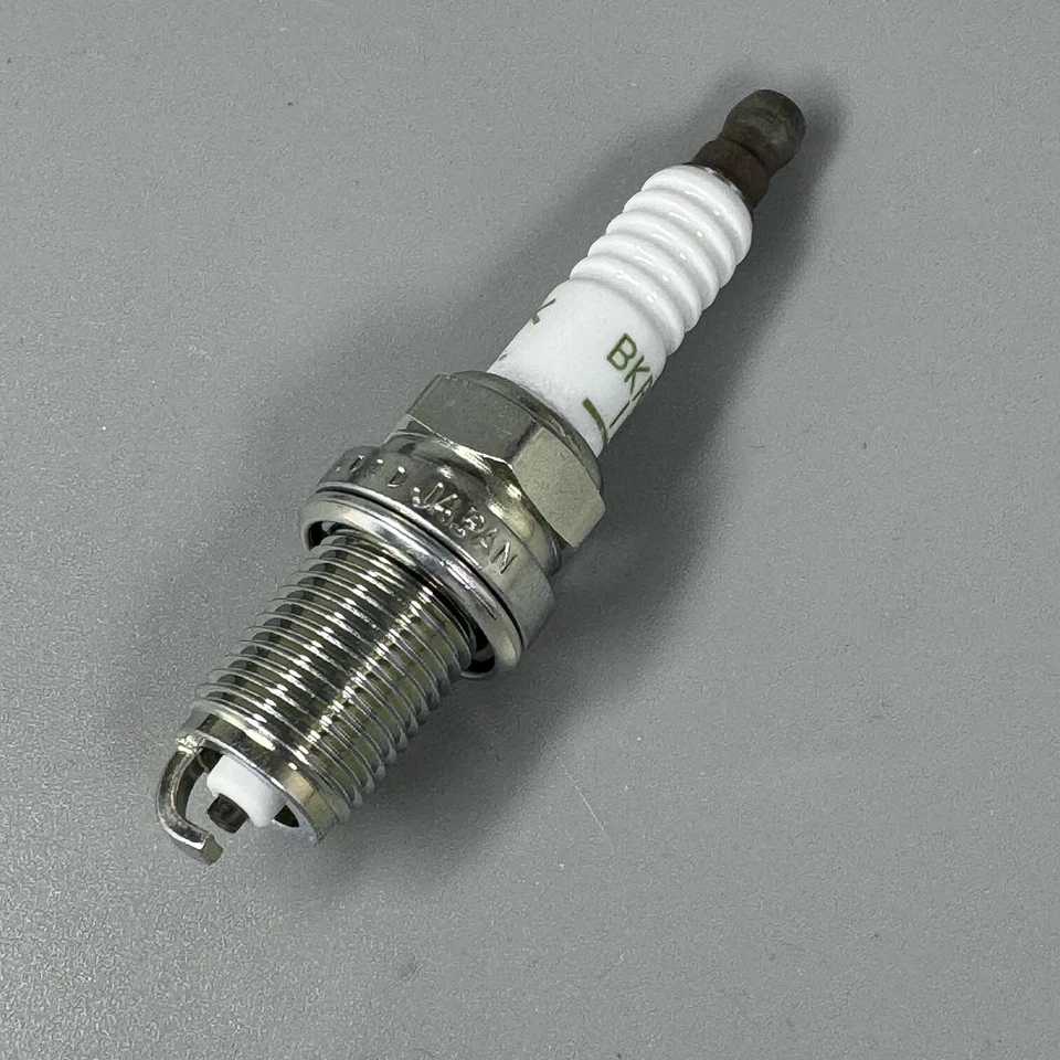 Juego de bobinas de encendido y bujías NGK para Mercedes-Benz C E G ML R S MK 1998-2008 Foto 4 de 4