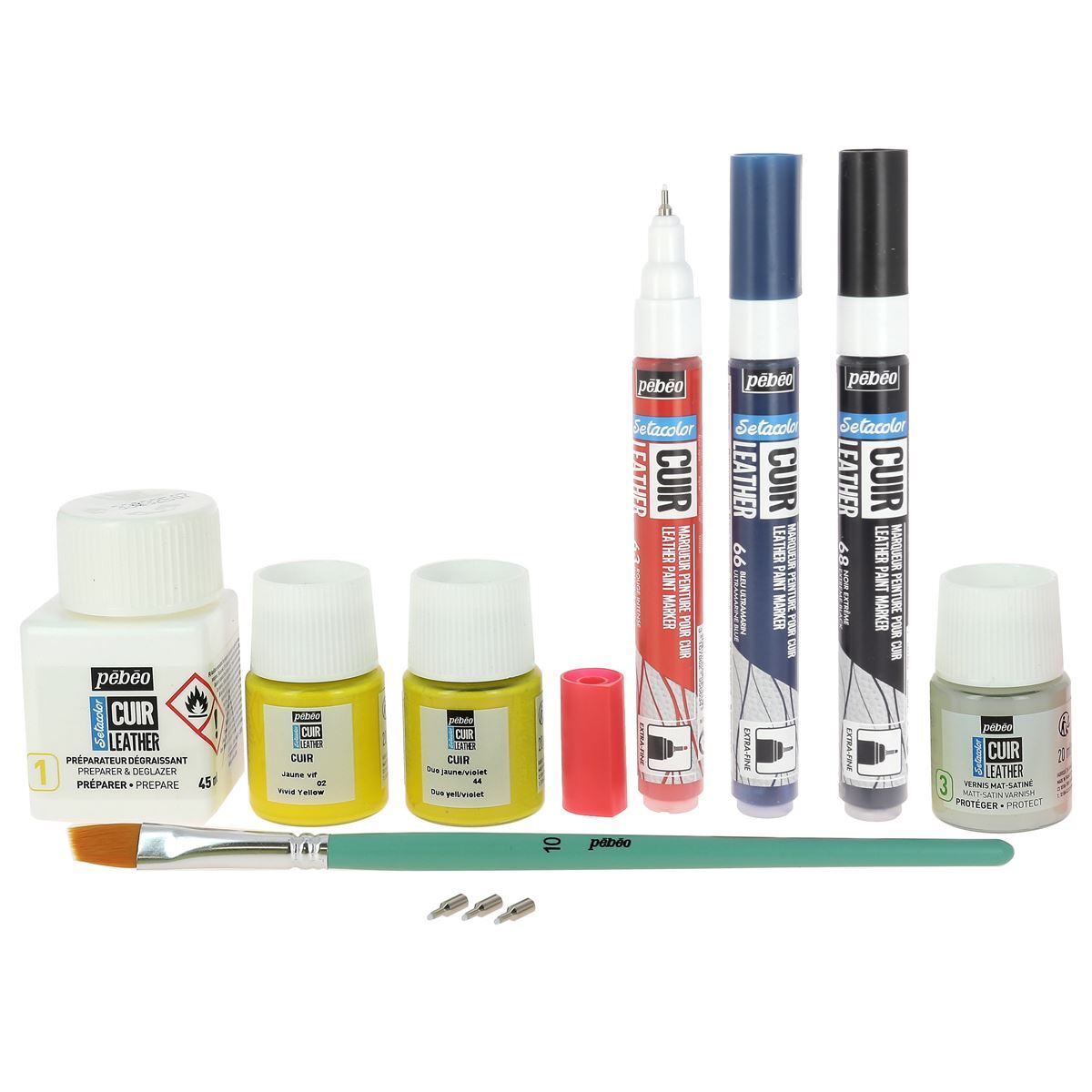 Peinture cuir Setacolor Pébéo pour personnaliser des baskets en cuir