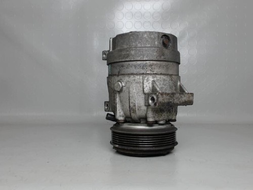 Portière 4portes avant droite Renault Zoé 46kW TEGNE - 801004005R Portière 4portes avant droite Renault Zoé 46kW TEGNE - 801004005R