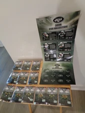 HESS OIL COMPANY 2008 JETS FOOTBALL PIN COLLECTION FOLDER & 12 PINS ALL COMPLETE