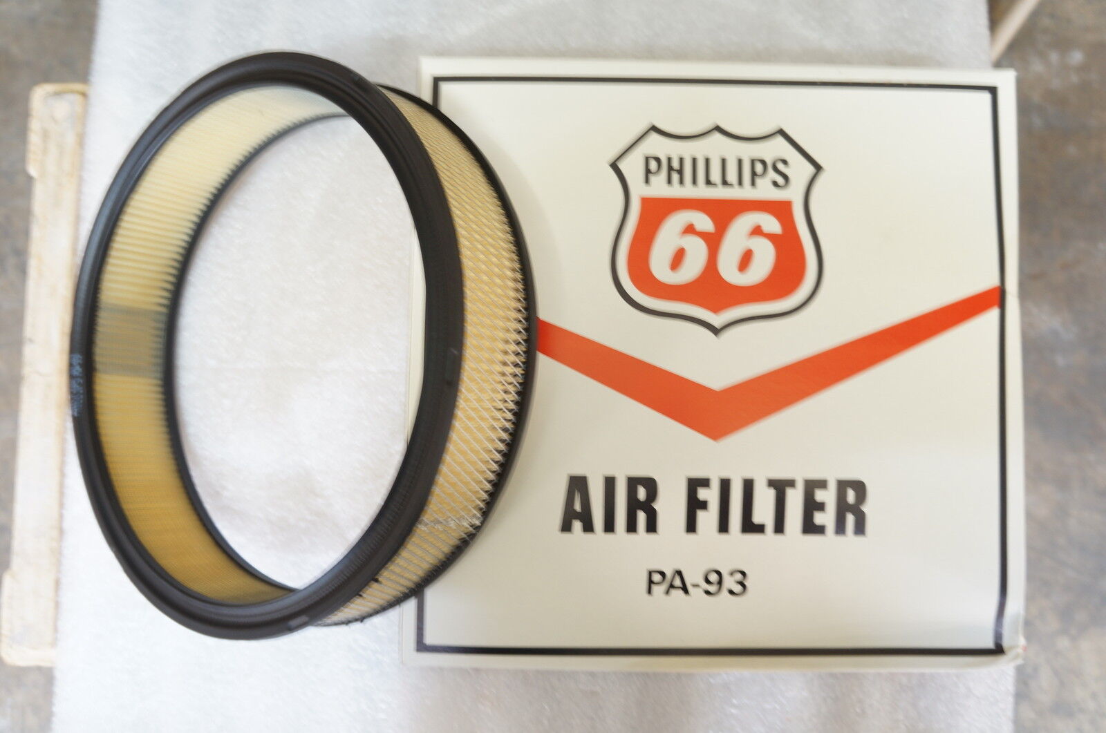PHILLIPS 66 PA-93 AIR FILTER NOS NEW CADILLAC