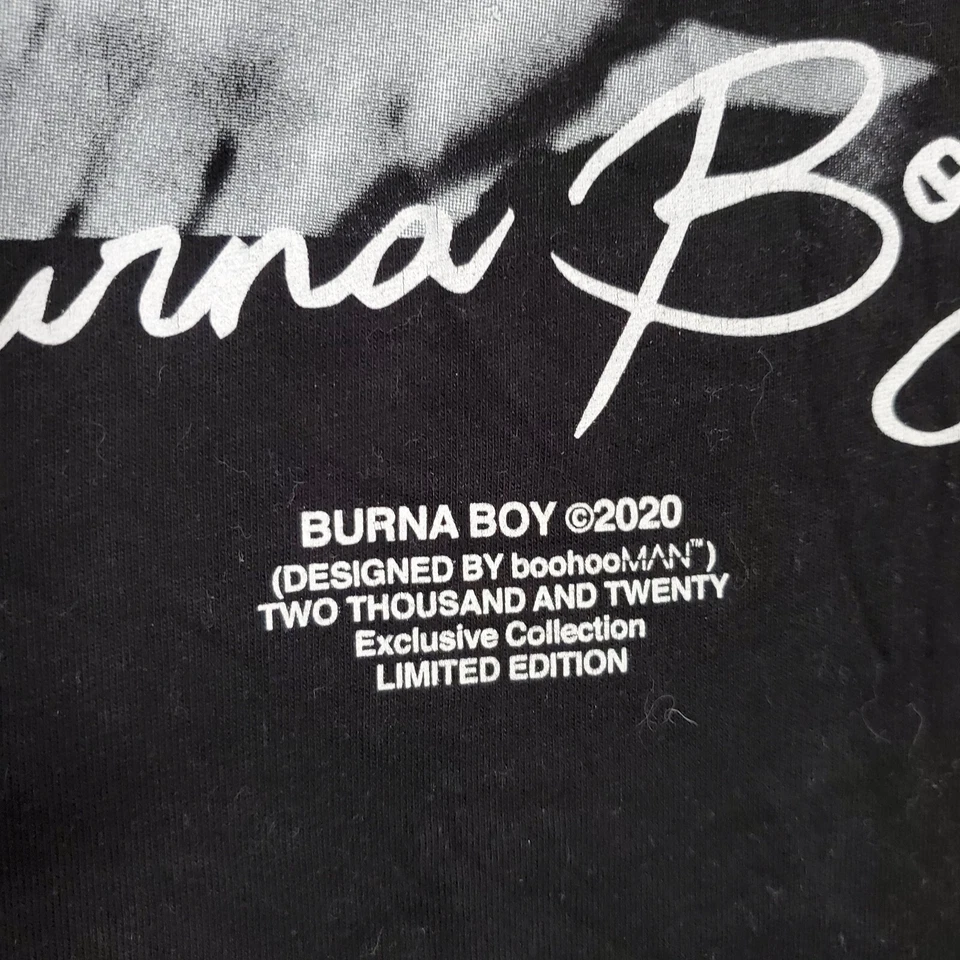 Camiseta Boohoo Man x Burna Boy Hombre 3XL Negra Oficial 2020 Gráfico Cuello Redondo Foto 3 de 4