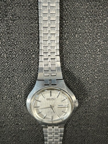 Orologio Seiko 2409-0019R Vntg Hi-Beat Data Giorno Automatico Resistente all'acqua - Foto 4 di 20