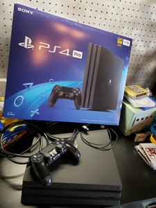 Sony Playstation 4 Ps4 Pro 1tb Complete In Box Ebay