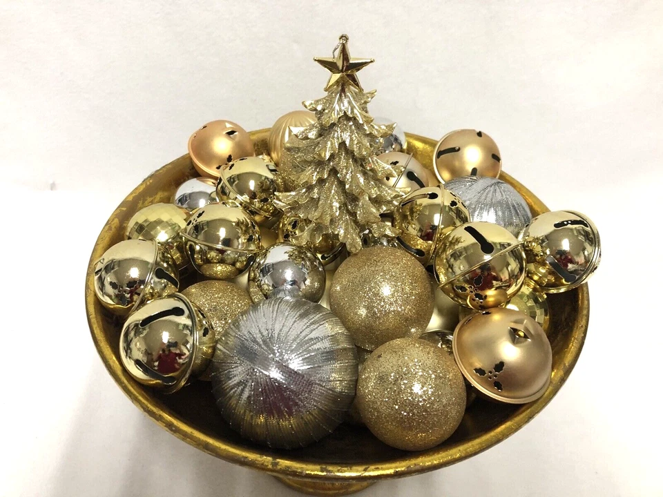 Lote de adornos de bola de árbol campanas tintineo tazón con patas decoración navideña tono dorado brillante Foto 4 de 4