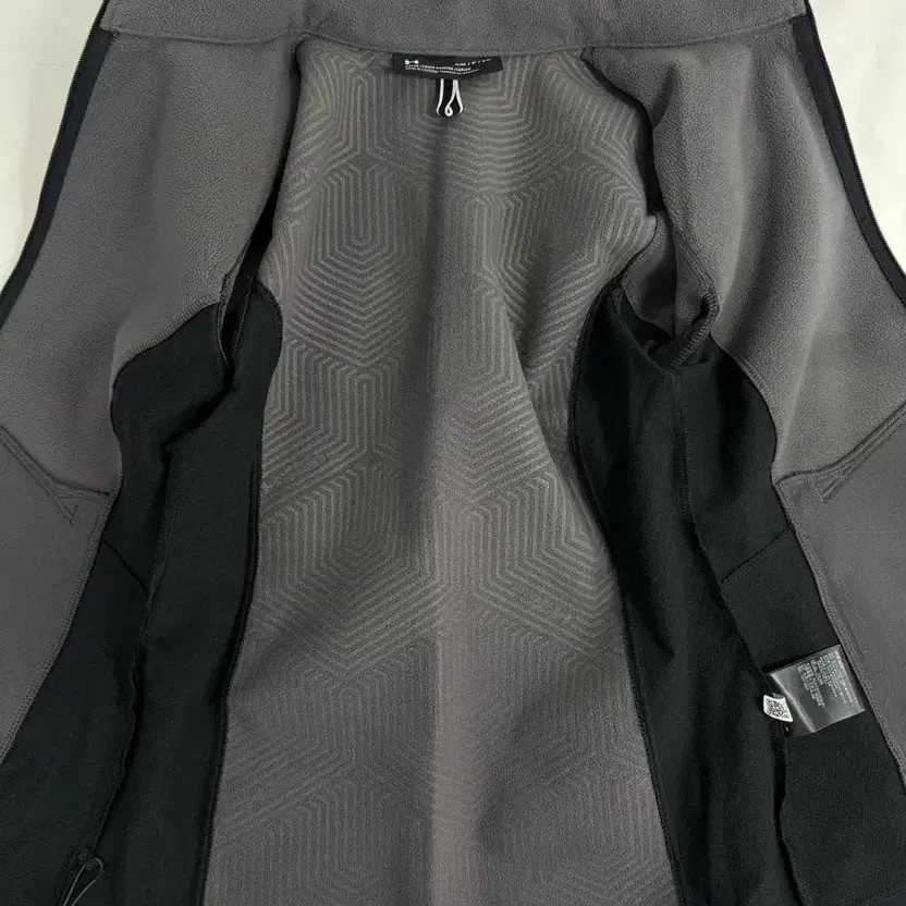 Under Armour Storm ColdGear Softshell Jacket S Women's Outerwear thumbnail 5