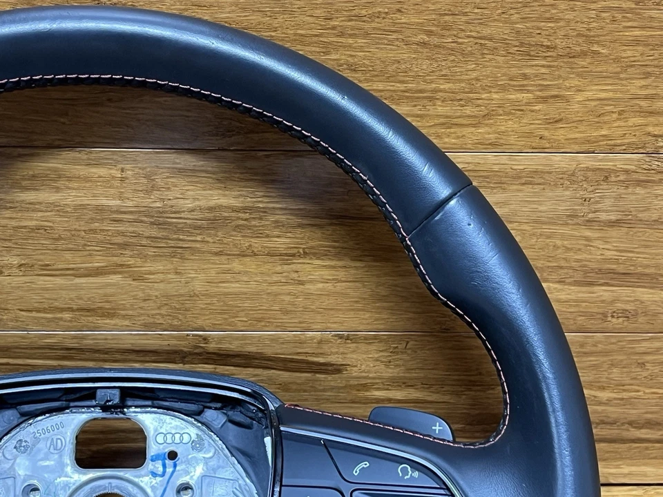 Volante Audi SQ5 2018-2020 3 radios cuero con paletas de cambio negro OEM Foto 4 de 4